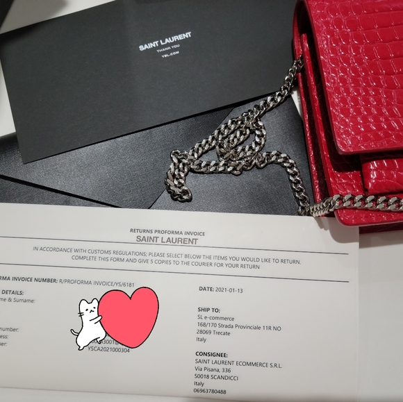 YSL SUNSET BAG CROCODILE EMBOSSED SHINY LEATHER- RED (NEW W/TAGS PACKAGING). - Picture 3 of 16